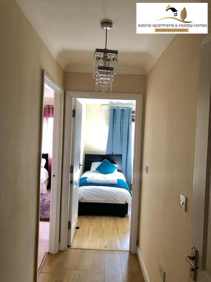 2 Bedroom Apartment At Dagenham , Adonai Serviced Accommodation, Free Wifi And Parking Exterior photo